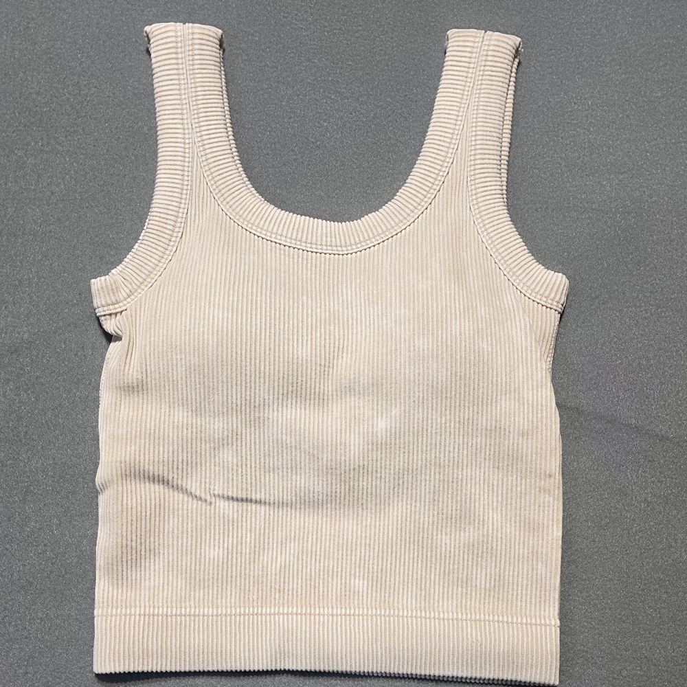 Zenana Outfitters Cream Tank Top With Built In Bra PTP Stretch 17 NWOT - Picture 2 of 5